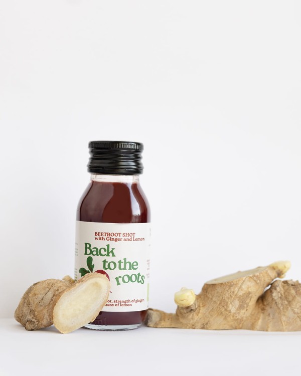 Organic beetroot ginger lemon shot for sport performance – Organiczny shot z buraka, imbiru i cytryny dla sportu